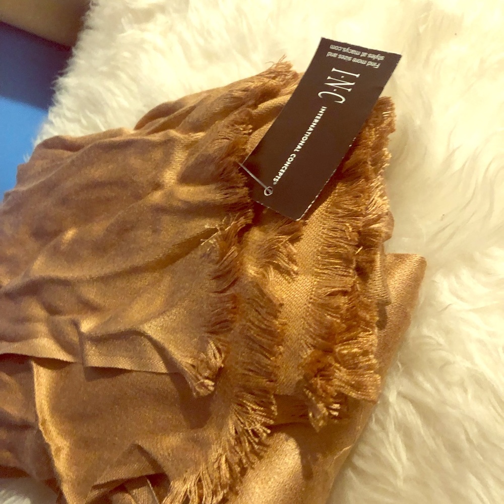 Gold INC scarf